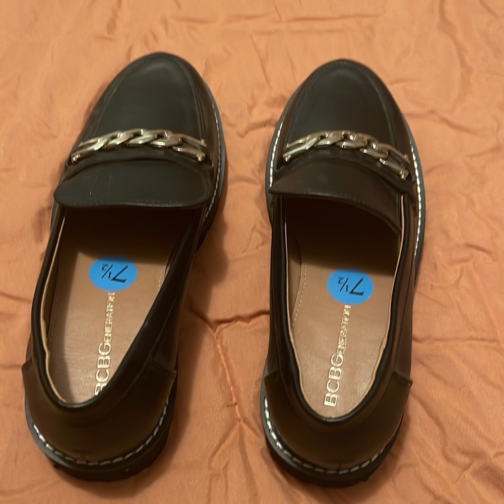 BCBG black loafers size 7 1/2